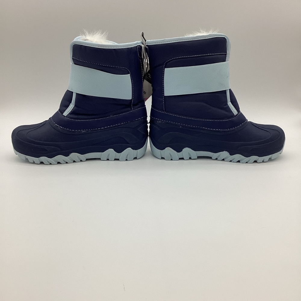 1946. Blue Snow Boots NWT Boy/Girl Size 2/ 6
